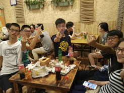 兴业烧烤加盟,学烧烤技术,开烧烤店多少钱疯狂烤翅加盟