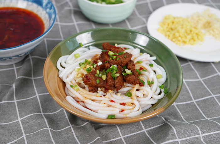兴业肉臊子粉培训
